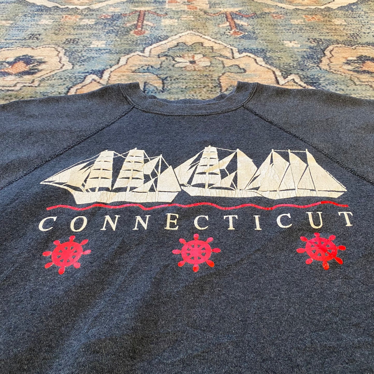 80s/90s Connecticut Flock Print Crewneck