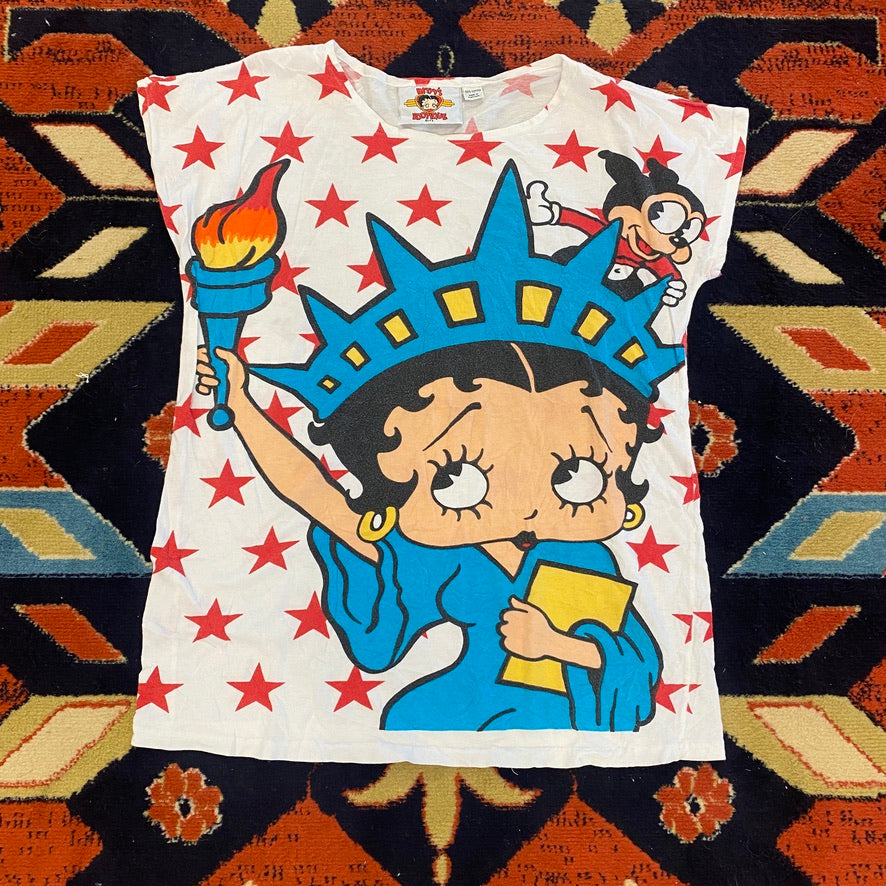 90s Betty Boop Statue of Liberty AOP tee