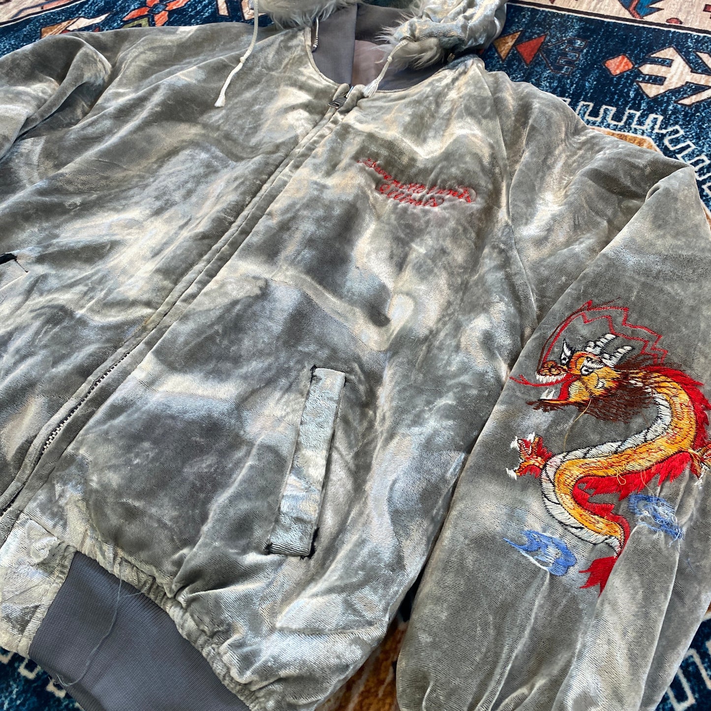 70s/80s Japanese velvet embroidered souvenir jacket