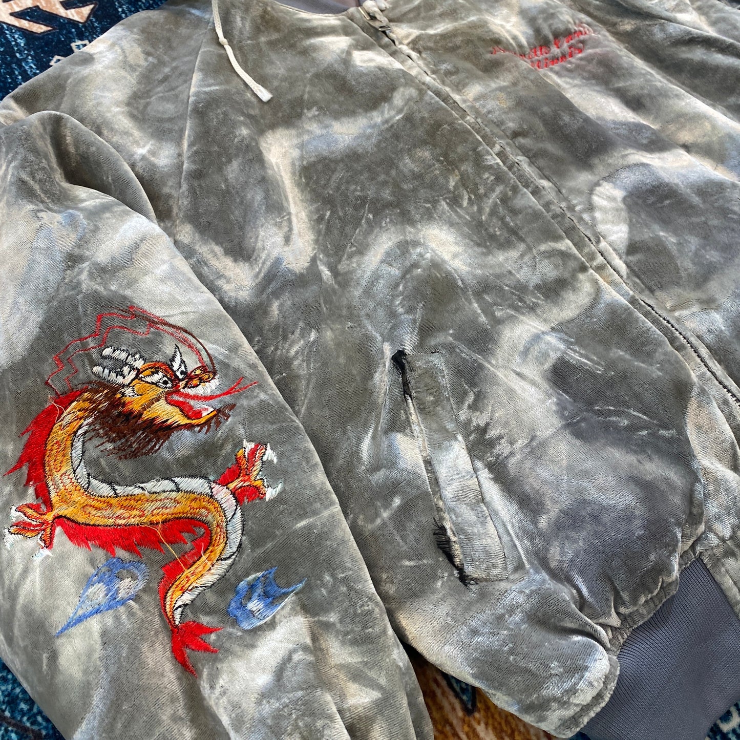 70s/80s Japanese velvet embroidered souvenir jacket